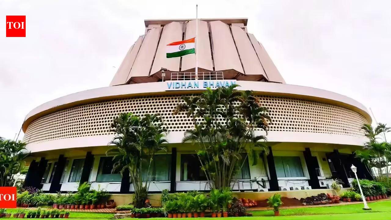 Maharashtra Assembly passes bill to plug dance bar licensing loophole