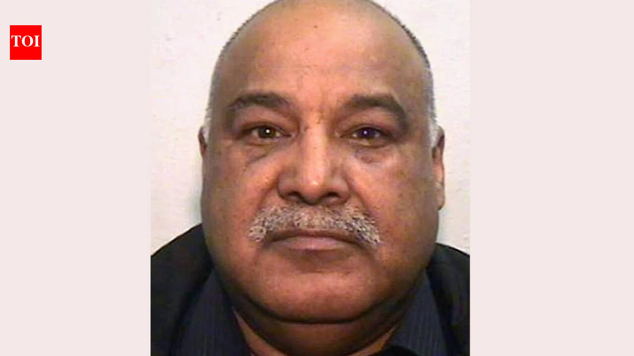 UK govt mulls emergency law to deport grooming gang ringleader to Pakistan