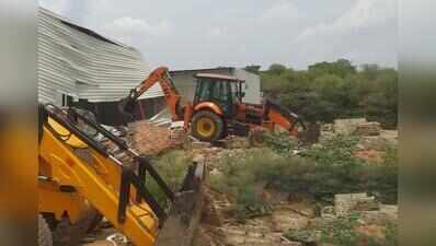 Days after two foresters assaulted, 1 acre of protected Aravali land cleared in Faridabad