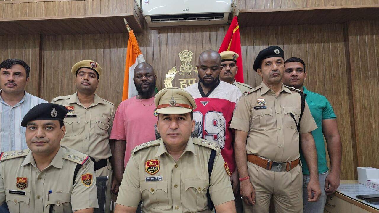 Pataudi man cheated of ₹63k after frauds fake FB profile, Customs call
