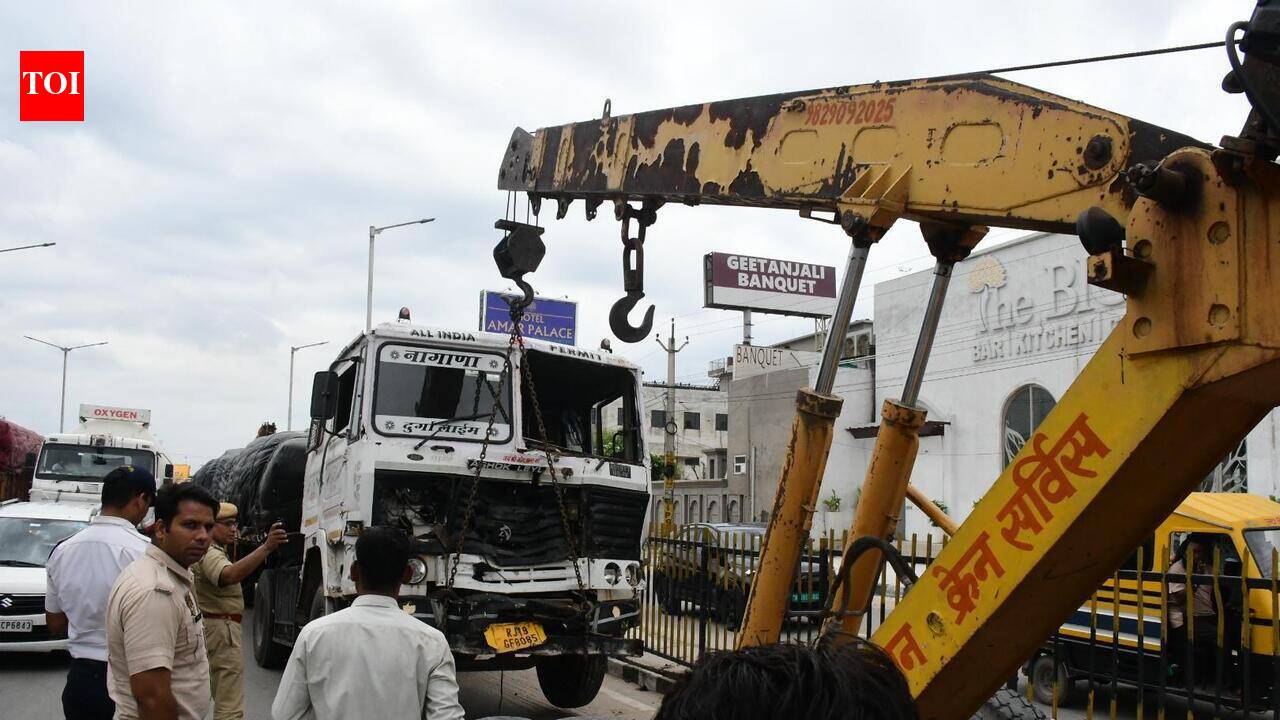 Out-of-control truck mows down father, 3 sons in morning mishap