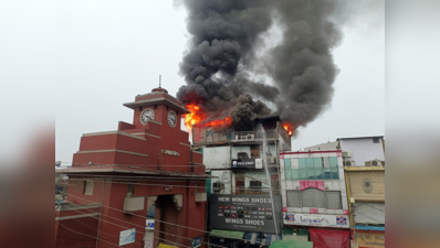 Fire breaks out at shoe showroom, no injuries