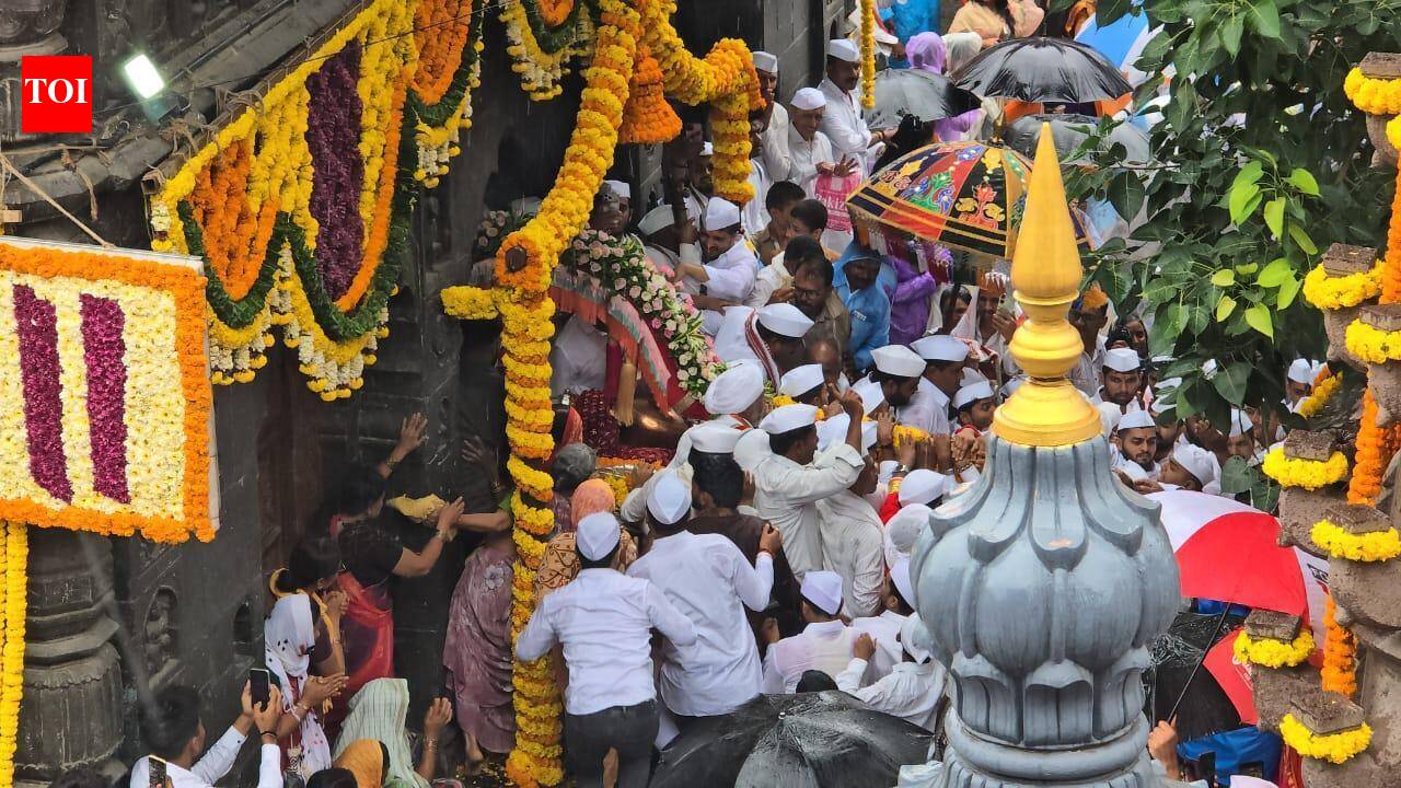 Police to deploy bandobast for palkhi procession, use AI tools, GPS & drones to monitor crowds