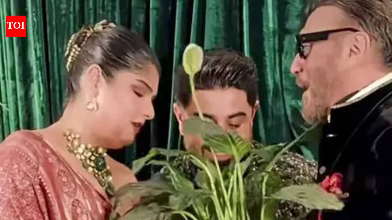 Jackie Shroff's big potted plant, Rekha's blessings, Bobby Deol's stumble: All that happened at Anshula Kapoor's reception