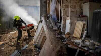 2 killed as Russia bombs Ukraine ahead of Zelenskyy-Trump Nato meet