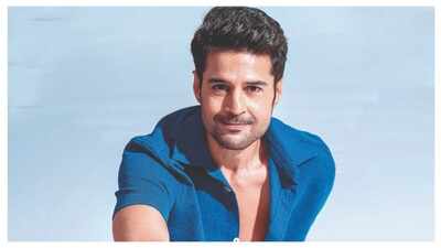  Rajeev Khandelwal
