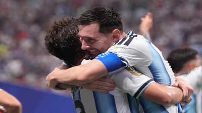  Lionel Messi and Argentina pull off another miracle comeback to bury Egypt
