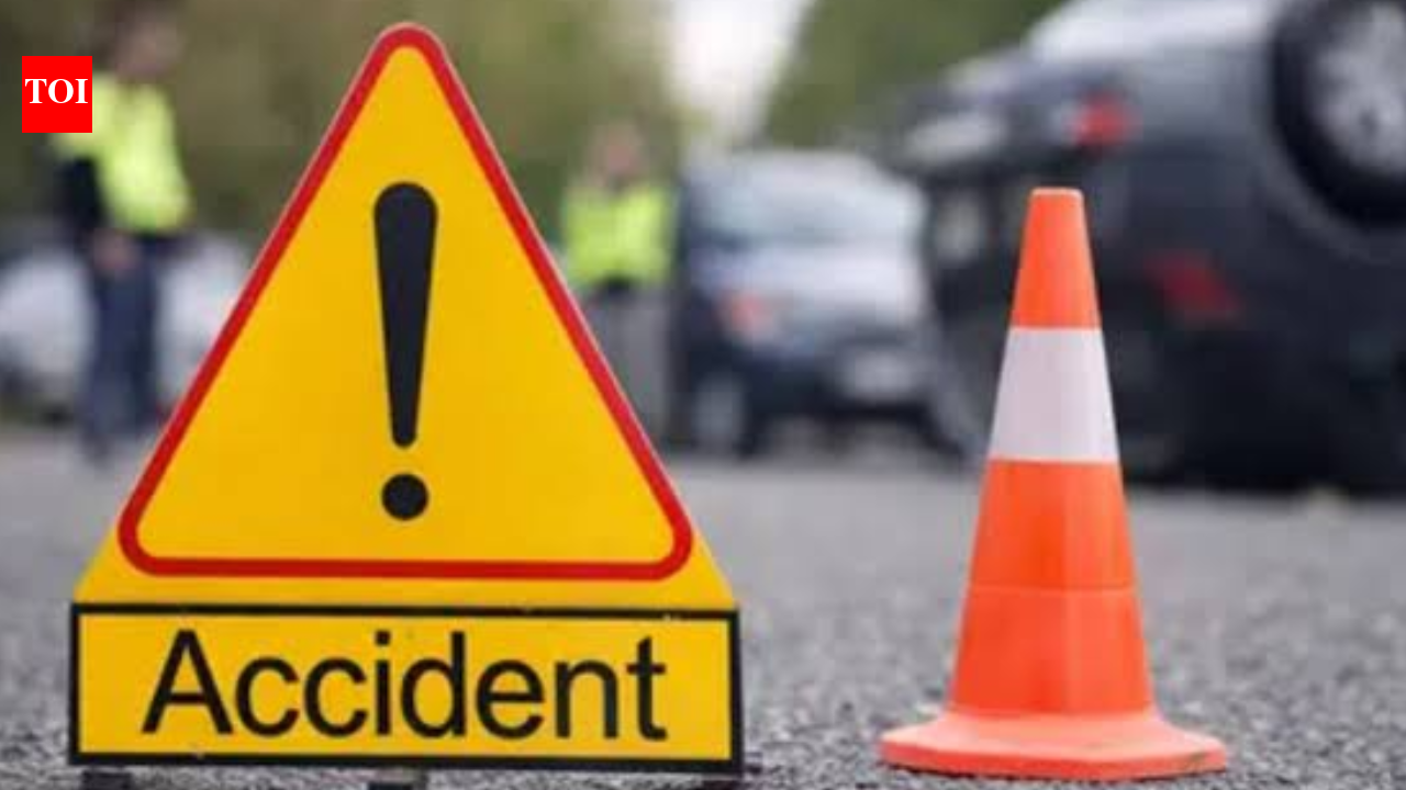 2 dead, 1 injured after gas tanker overturns onto autorickshaw in Thane