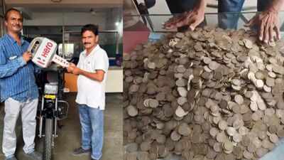 Man pays Rs 1.10 lakh in Rs 10 coins to buy motorcycle in Telangana