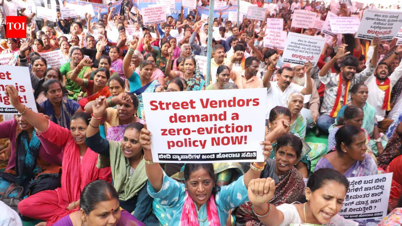 Vendors to Greater Bengaluru Authority: Has Bengaluru banned footpath sale?