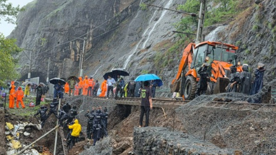 Mumbai–Pune rail traffic resumes on single line after 44-hour disruption due to heavy rain