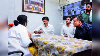 CM Joseph Vijay makes surprise visit to Egmore govt hospital, reviews patient care, amenities