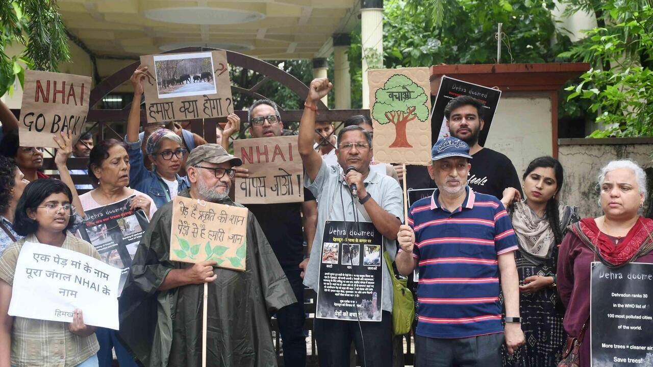 Residents protest in Doon to protect Shivalik reserve trees