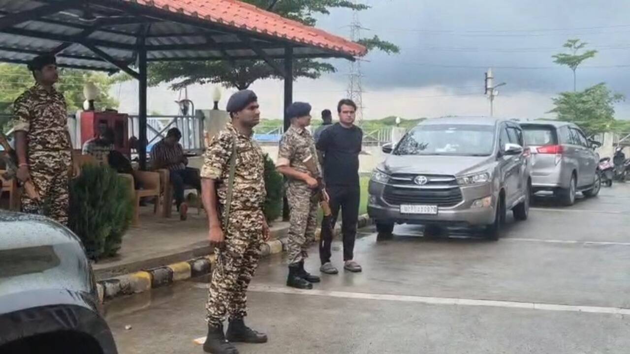 ED raids ex-SP MLA Deep Narayan Singh Yadav’s premises in Lko, Jhansi