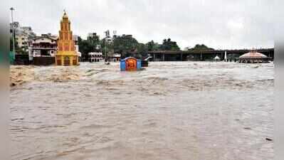 Godavari swells in Nashik, small temples submerged
