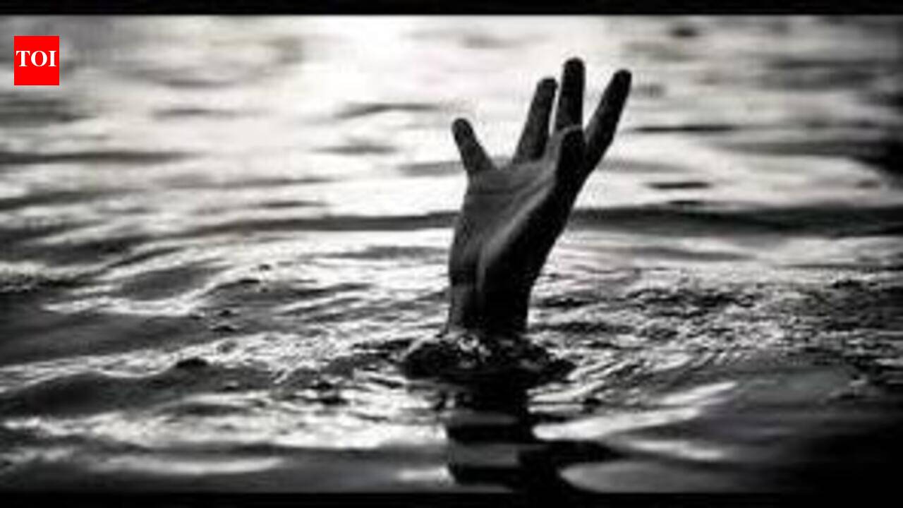 Three teenagers drown in rainwater-filled quarry in Jalgaon