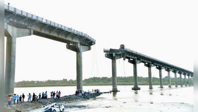 Gambhira bridge tragedy: Link restored, pain remains