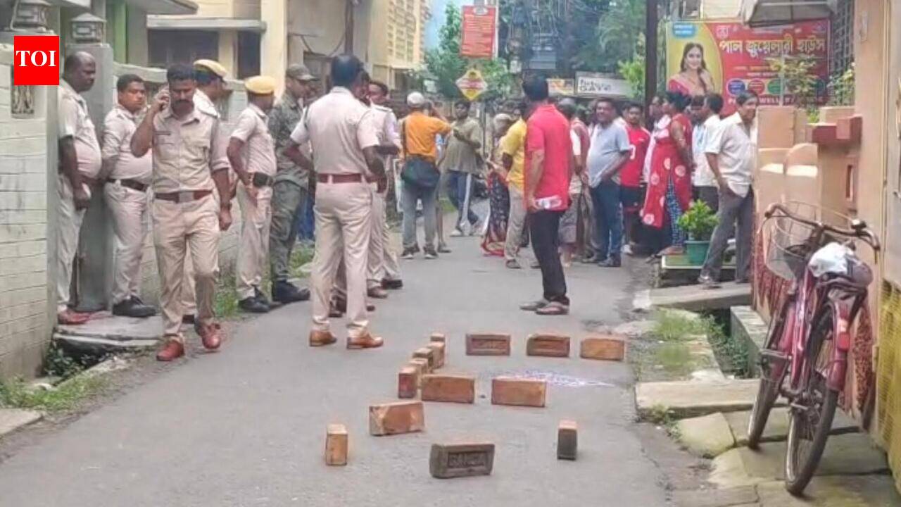 Man kills wife on busy road in Sodepur, attempts suicide