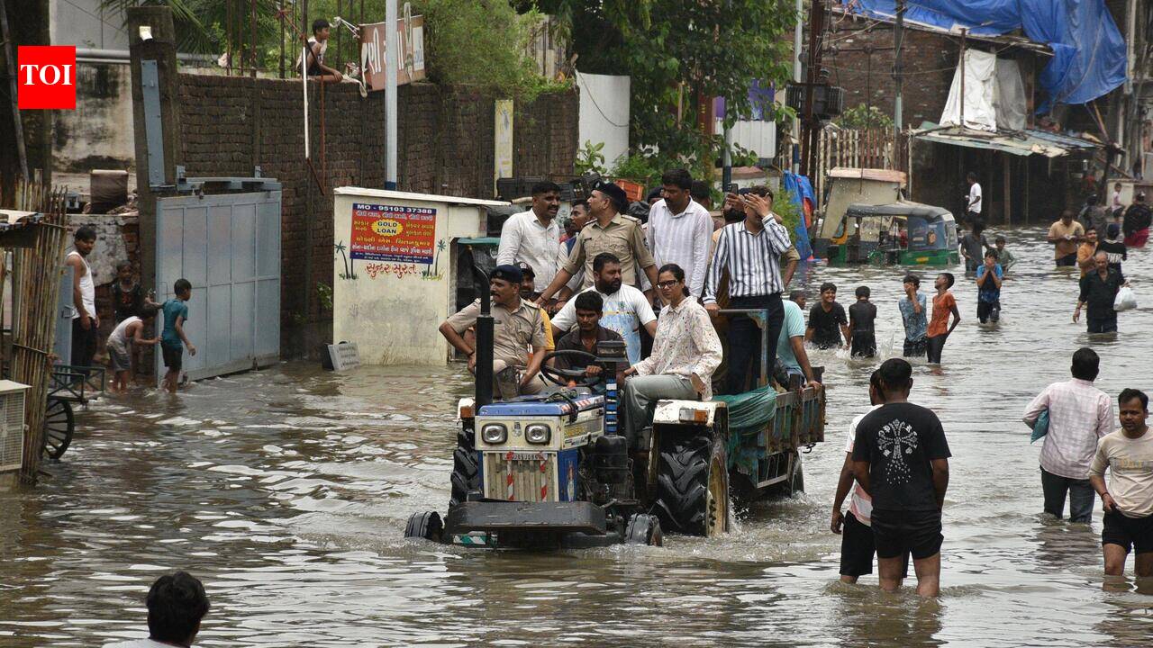 Navsari swamped, residents blame unplanned growth