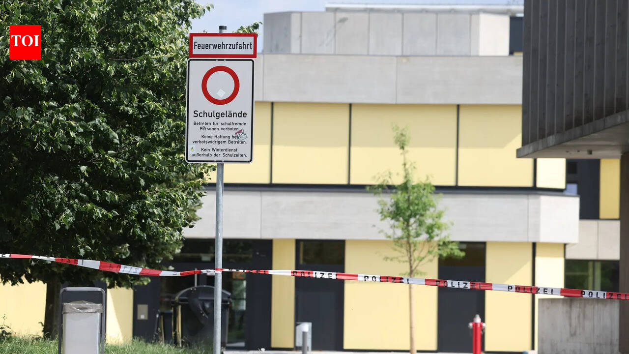 2 girls attacked with weapon at Germany school, teenager arrested