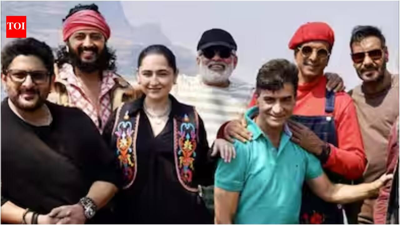 Ajay Devgn and Riteish Deshmukh starrer 'Dhamaal 4' post-credit climax scene teases 'Dhamaal 5 in the pipeline - Reports