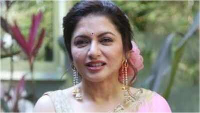 Bhagyashree reacts to viral Kashi lassi controversy and fake promotion accusations on social media: 'Kya aap the wahan par?'