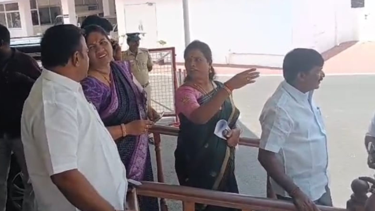 Three former AIADMK MLAs appear before TN assembly speaker, tell him they resigned voluntarily