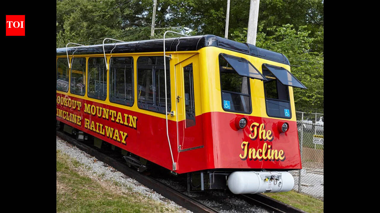 Tennessee railway conductor fired over viral July 4 message targeting non-Americans: 'If you disagree, you can leave'