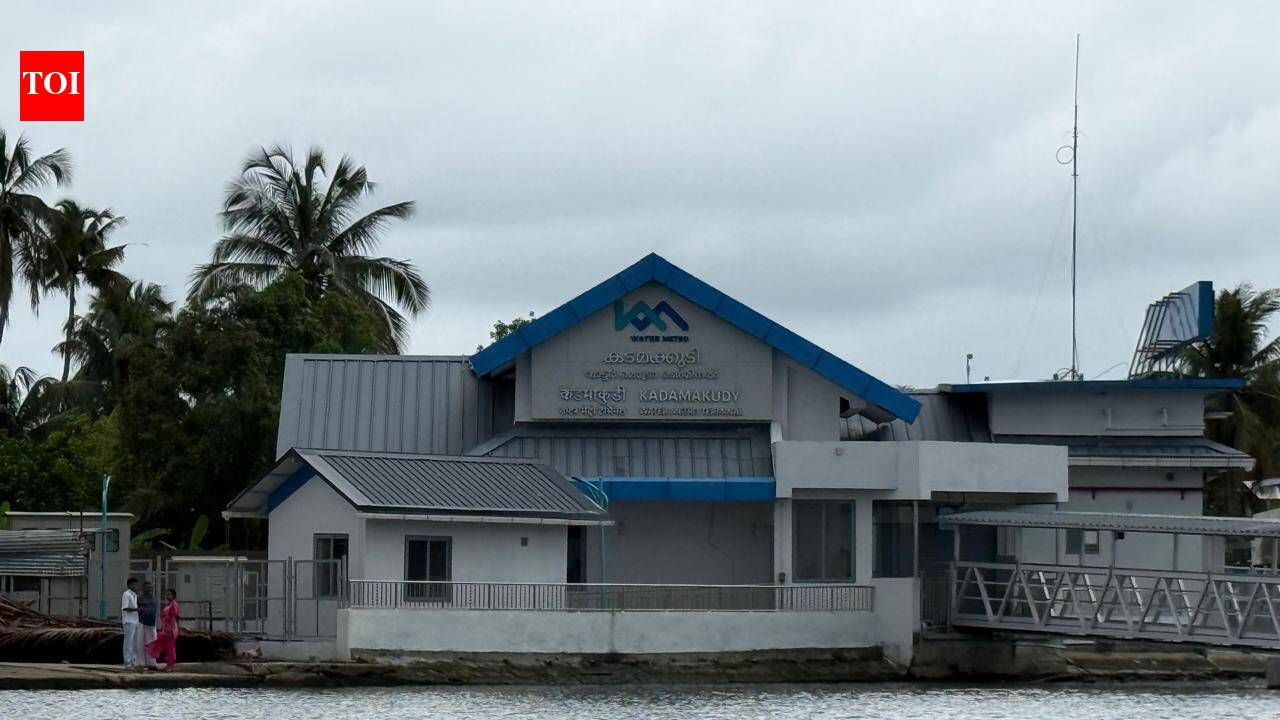 Water Metro to set up cleaner alternative to biotoilets at Kadamakkudy, Paliyamthuruth terminals