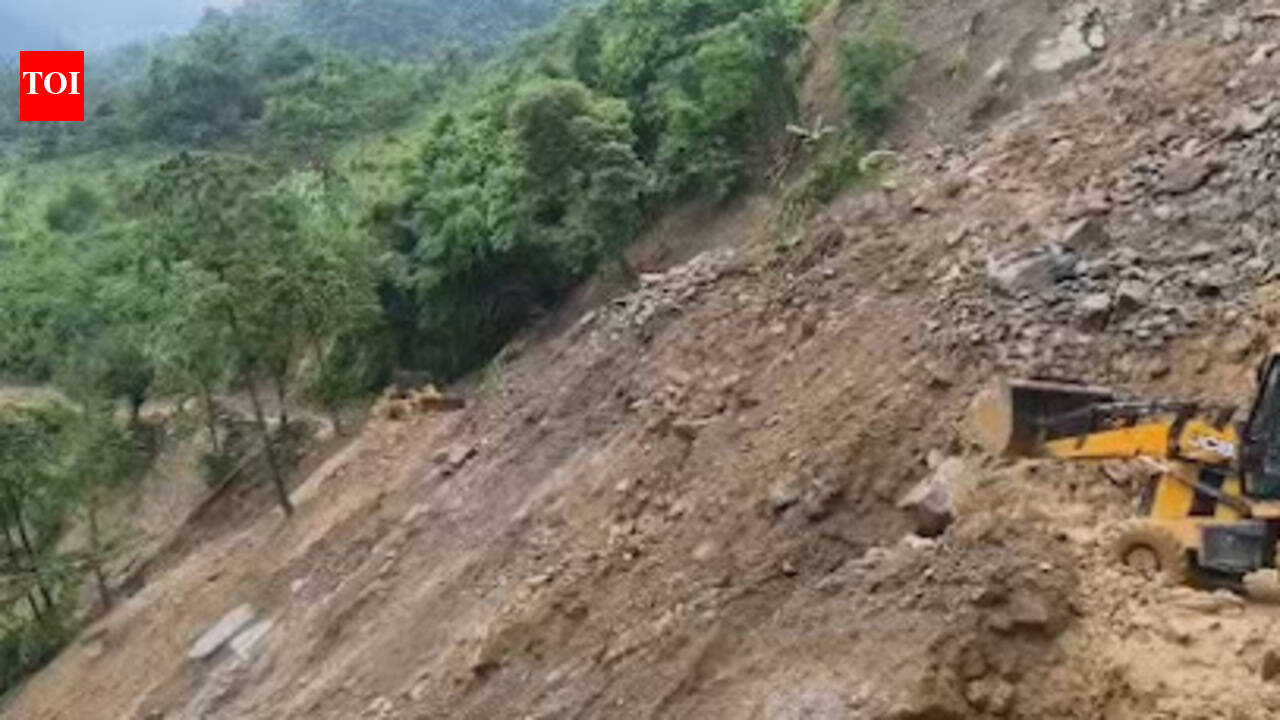 Rain triggers floods, landslides across Mizoram; 46 families evacuated in Tlabung