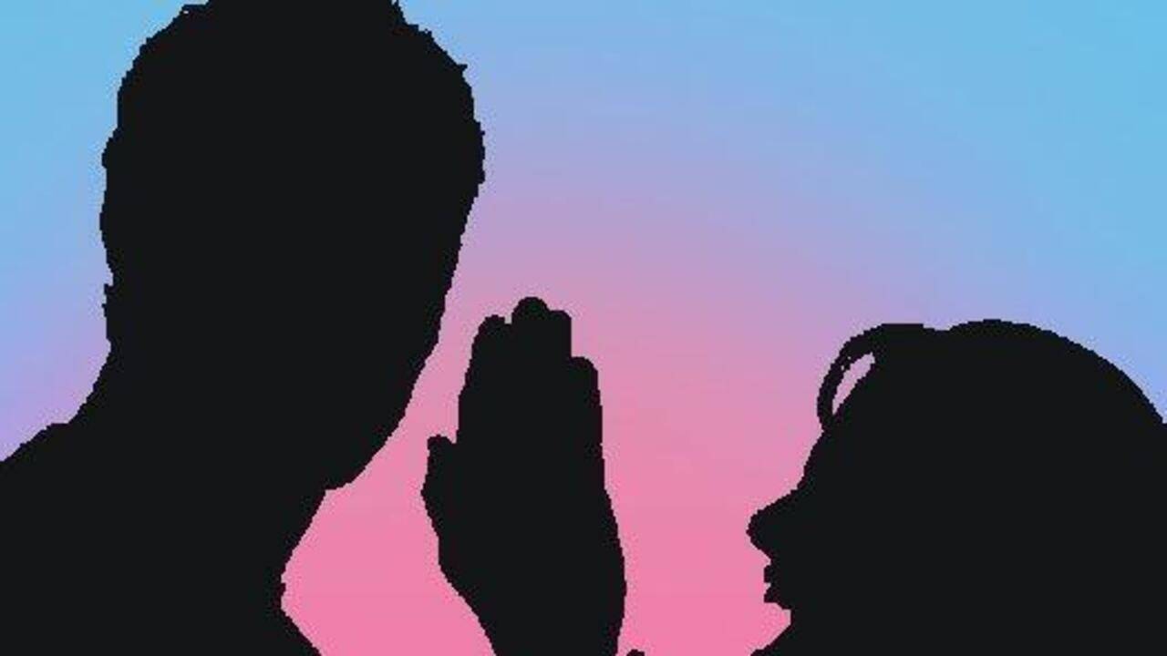 Teen bride bludgeoned to death with helmet; husband among five held