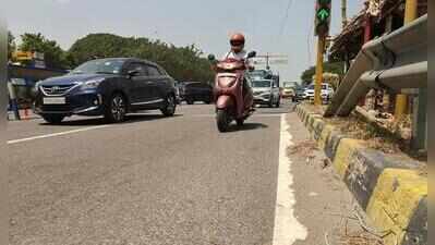 Wind-blown silt on Trichy highways raises safety concerns
