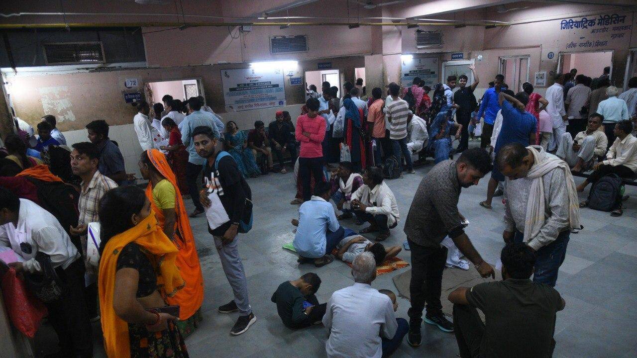 Resident docs walk out at SMS hosp over prescription protocol