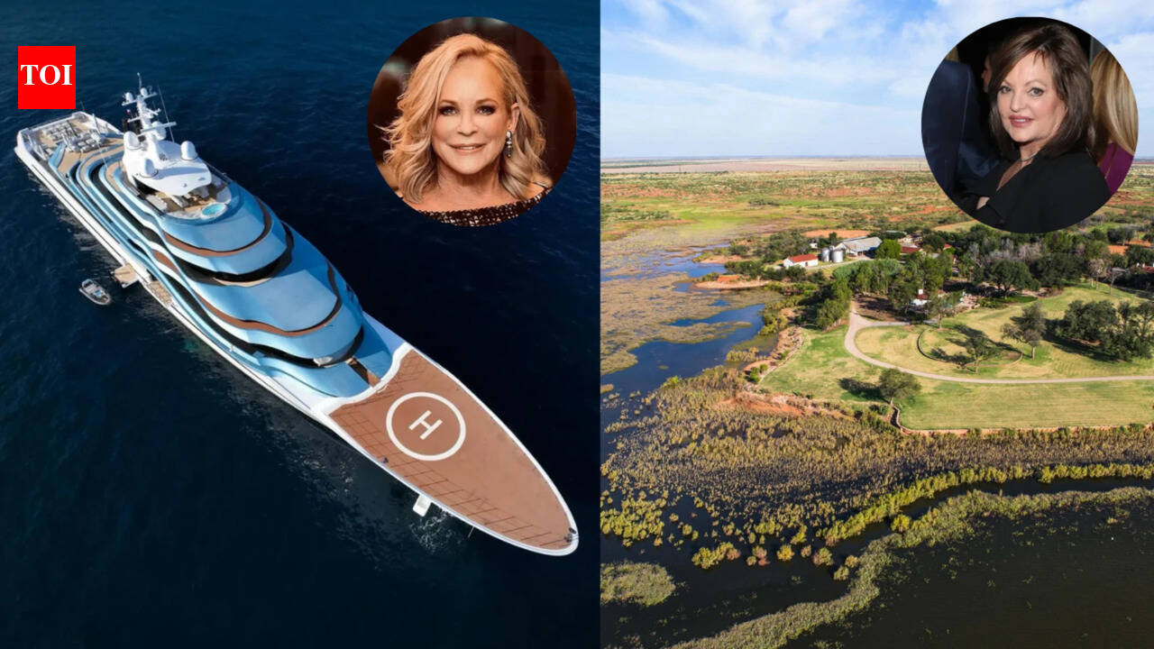 One Walmart heiress owns a $300 million superyacht, while her billionaire sister owns a Texas ranch 13 times the size of Washington DC, where helicopters herd cattle