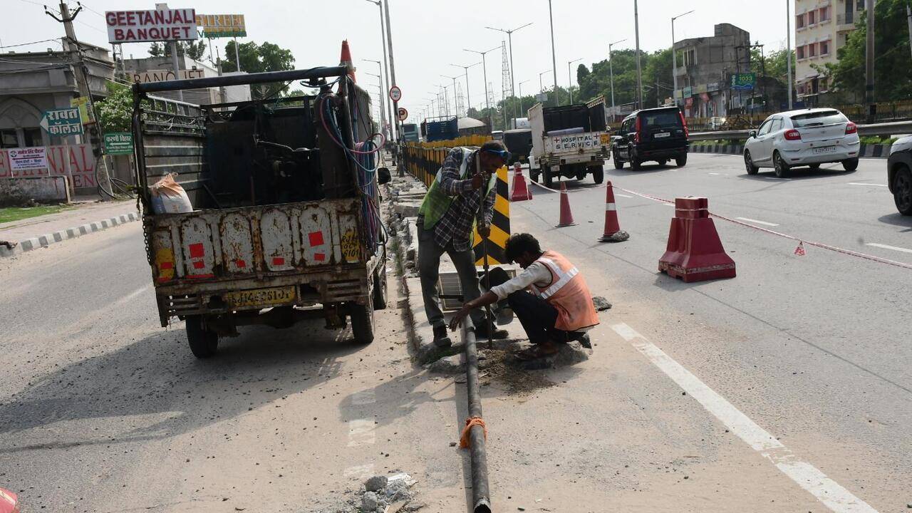 Police, NHAI fence Jpr-Ajm NH stretch where 5 people were killed in two days