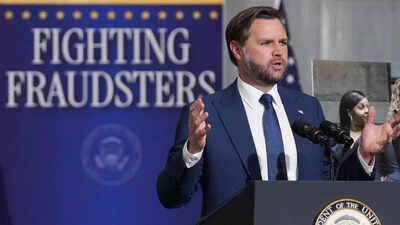  JD Vance as US cracks down on H-1B fraud