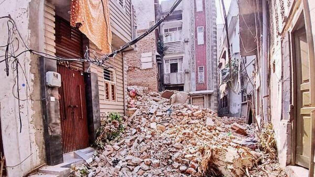 As clouds roll in, MC warns owners of unsafe buildings