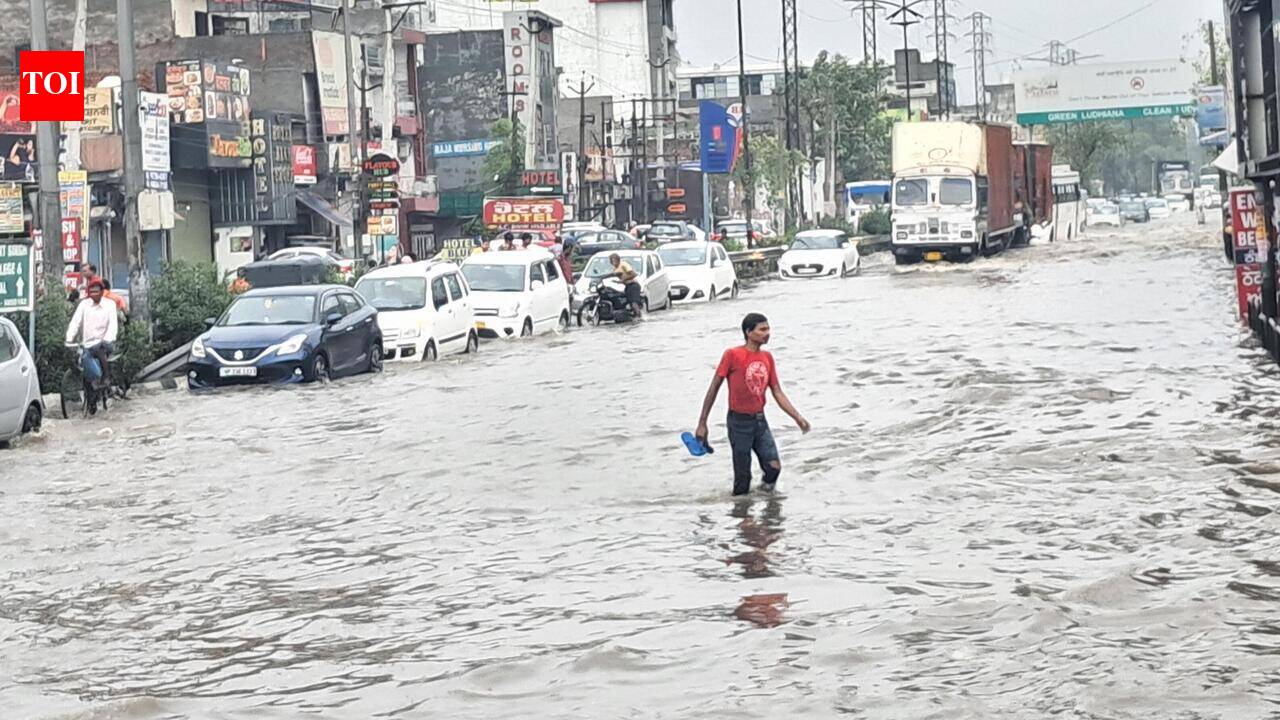Will city sail through monsoon with MC ‘war room'?