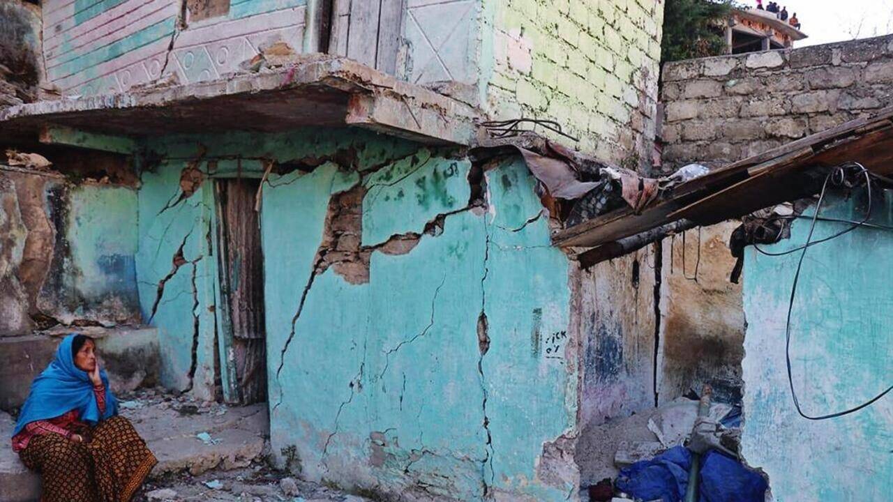 Demolition of 55 unsafe Joshimath buildings begins