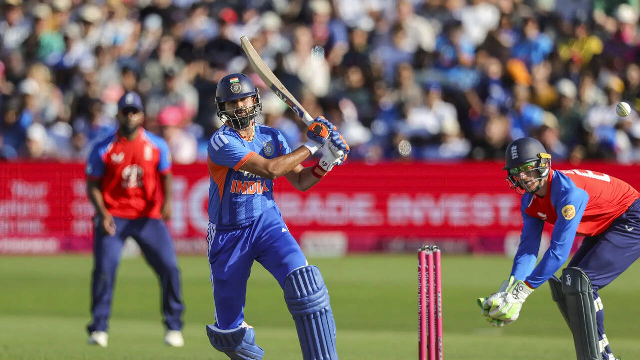 Shreyas Iyer scripts unique record with unbeaten 80 against England in 4th T20I