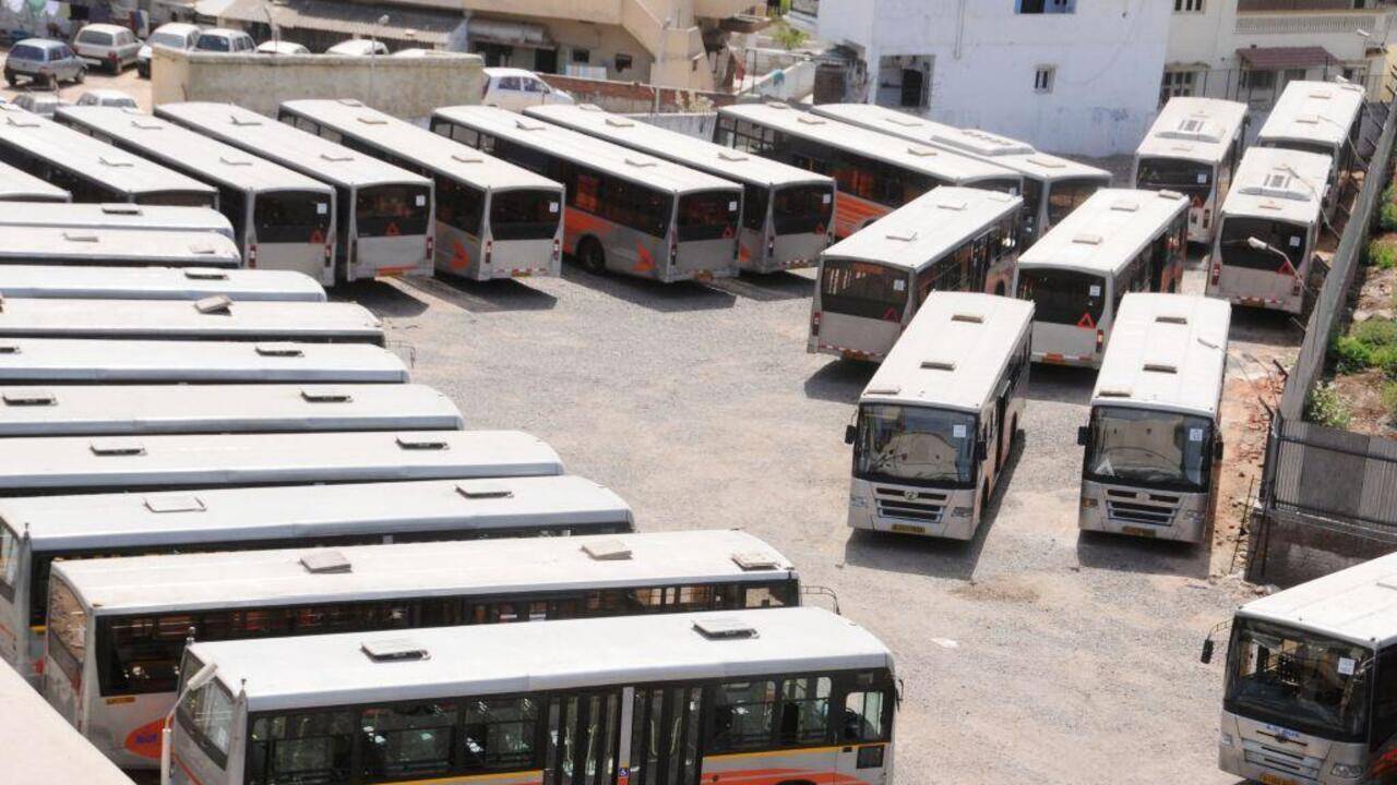 AMC sacks 13 AMTS, BRTS drivers over misconduct, traffic violations