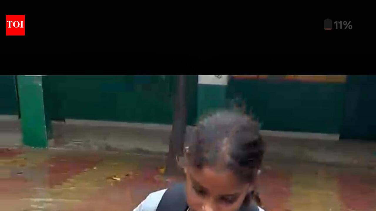 Noida govt schools flooded, kids wade their way to classrooms
