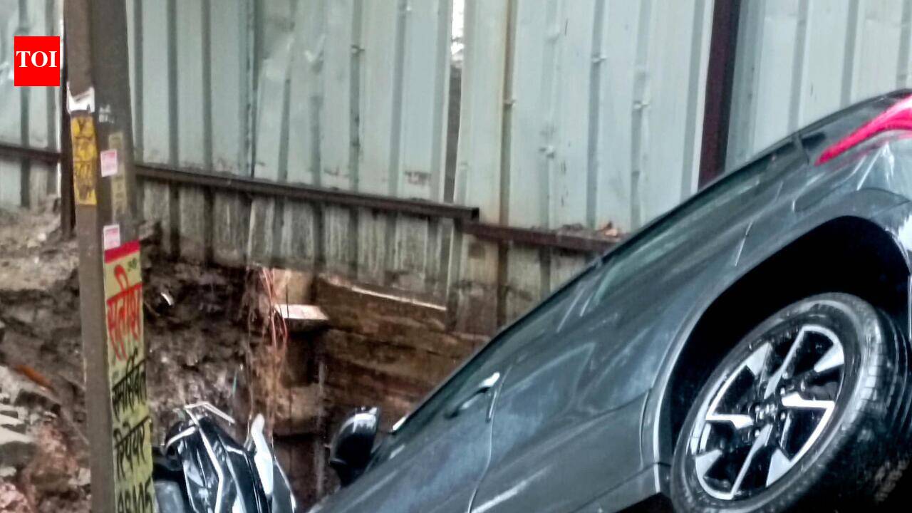 Monsoon rain triggers a civic implosion in Ghaziabad, claims 2 lives, leads to widespread flooding