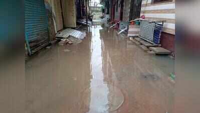 Toddler slips in waterlogged lane outside home in Ghaziabad, drowns
