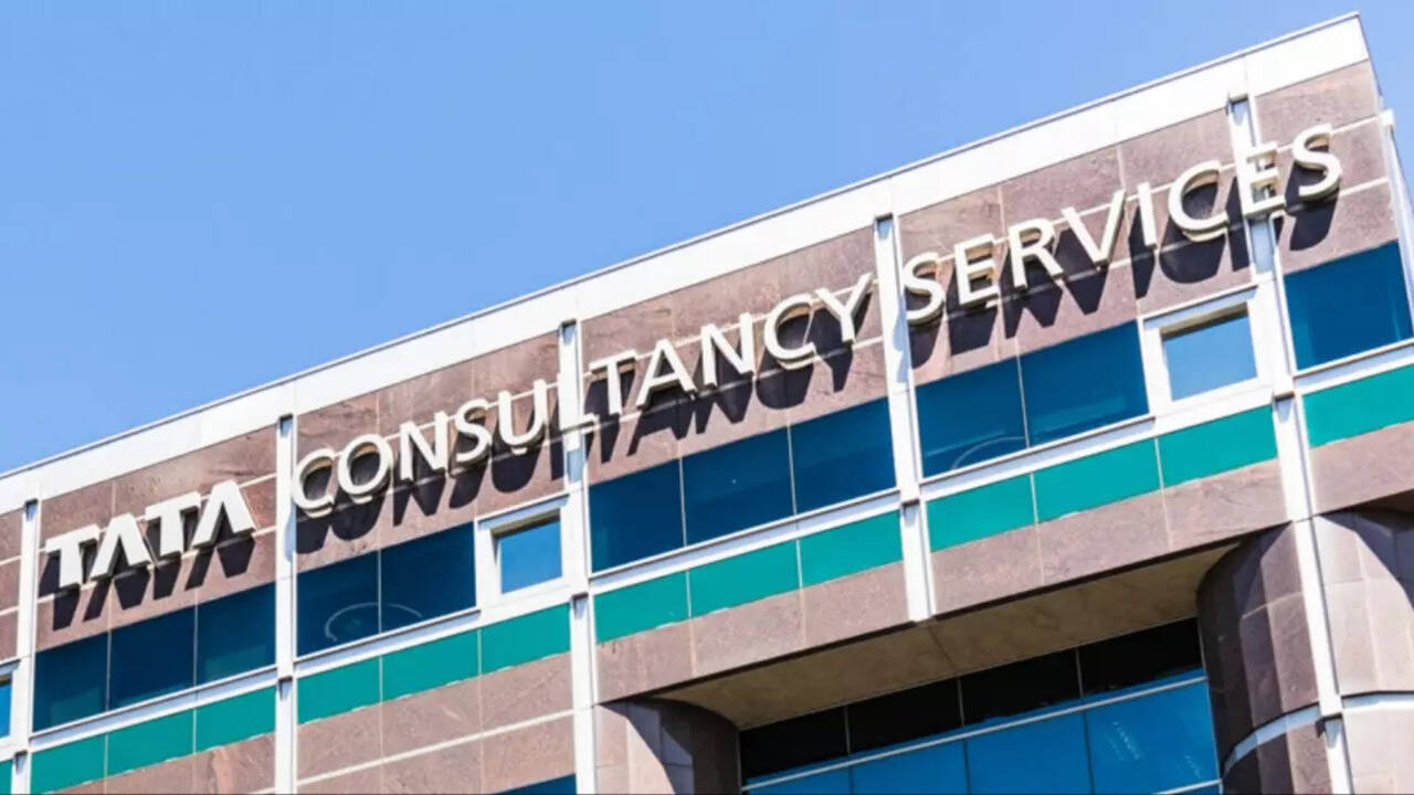 TCS Q1 revenue rises 2.7%, company adds over 9,000 to workforce