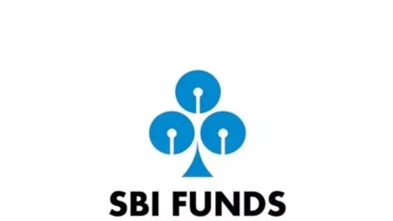 SBI, Amundi target 11,700 crore from IPO