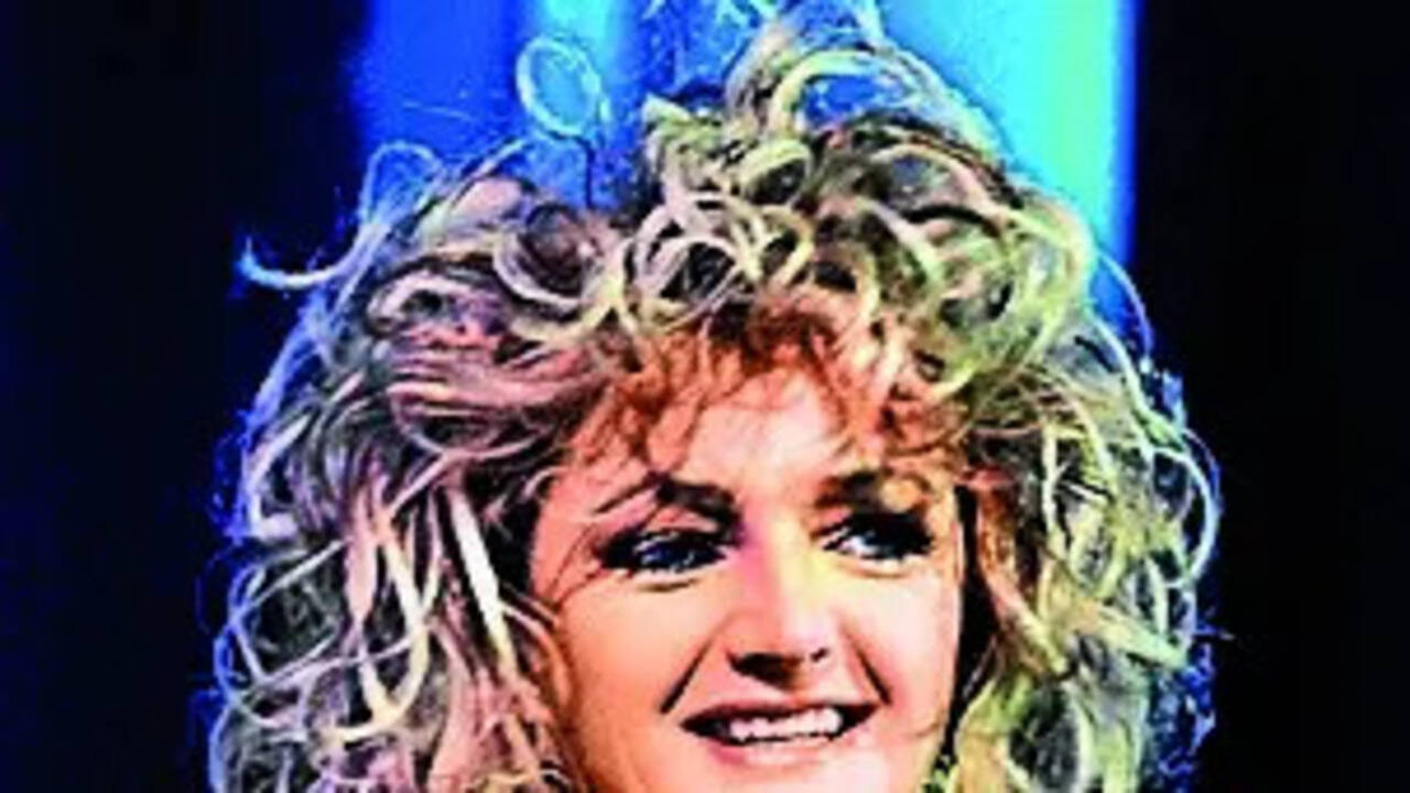 Bonnie Tyler, who topped the charts with epic 'Total Eclipse of the Heart', dies