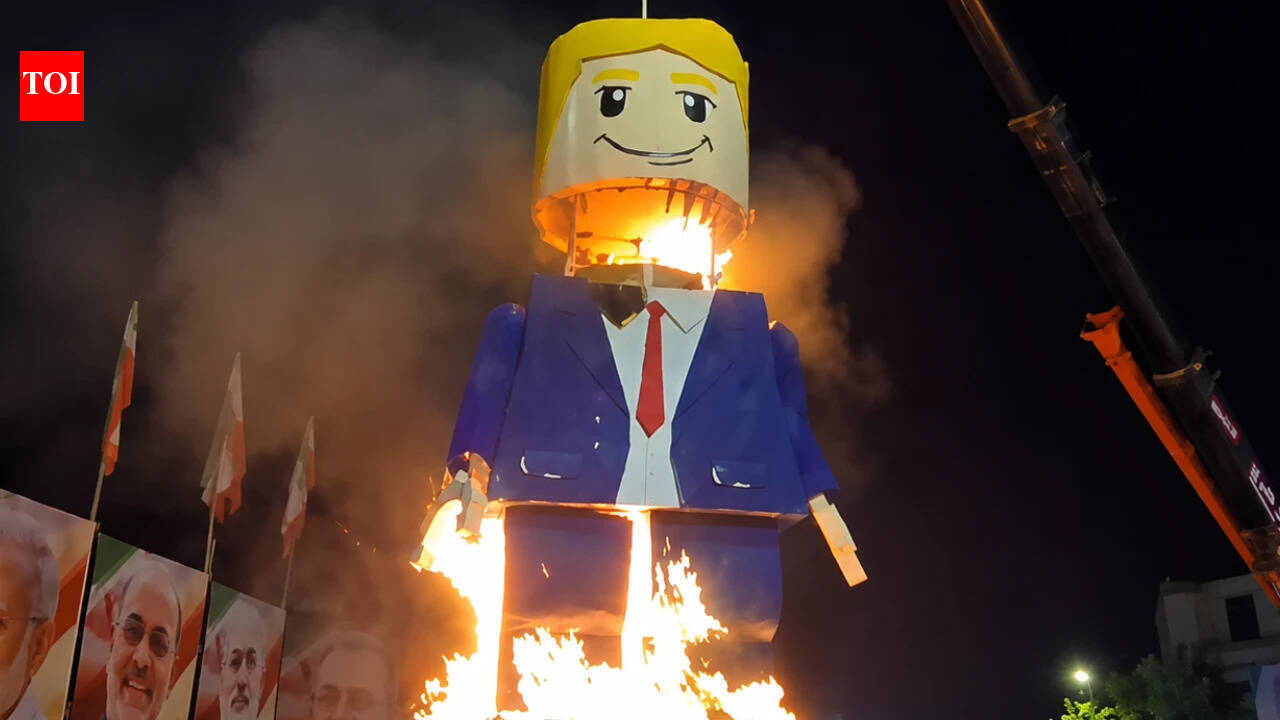 Lego Trump funeral: Iranians target US president at Khamenei's burial