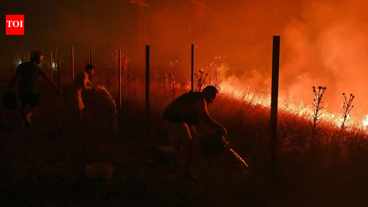 4 burnt alive in car, 7 die fleeing on foot in deadly Spain wildfire