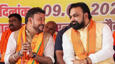 बांकीपुर उपचुनाव में ट्विस्ट: प्रशांत किशोर से मुकाबला करने वाले बीजेपी उम्मीदवार ने पारिवारिक कारणों का हवाला देते हुए नाम वापस लिया